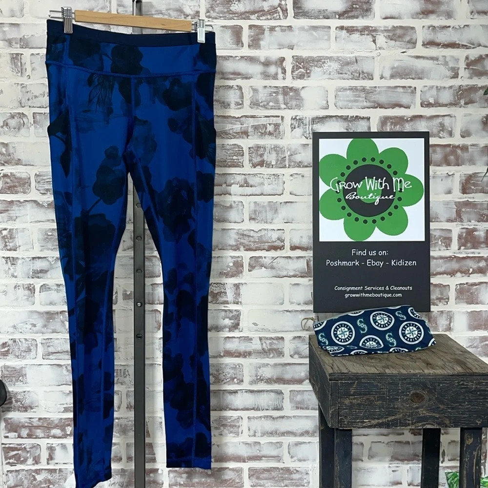 Lululemon leggings women size 6